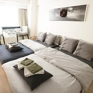Apartment Shinosaka Station Gateway: Quick Access To Kansai & Attractions, Osaka